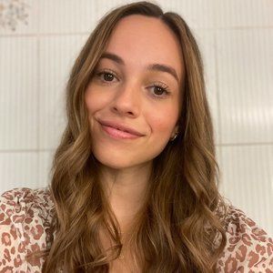 Meet your Posher, Maria paula